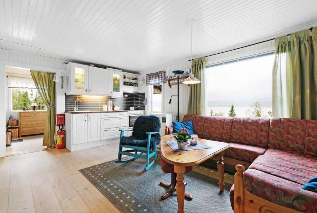 Cozy With A Great View Chalet Skamdal